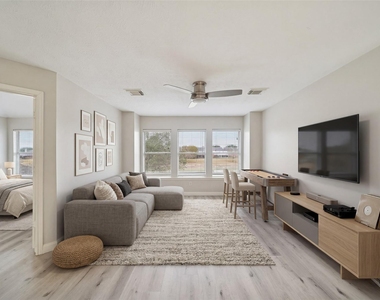 12310 Shadow Island Drive - Photo Thumbnail 16