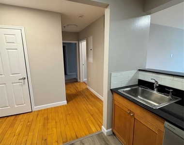 333 Willow - Photo Thumbnail 6
