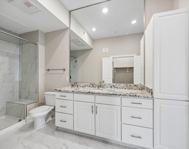 2111 Austin Street - Photo Thumbnail 7