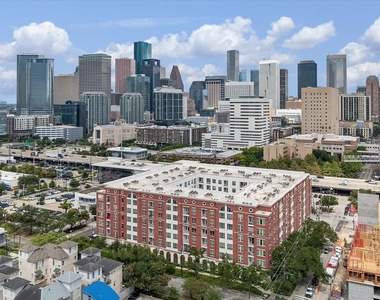 2111 Austin Street - Photo Thumbnail 28