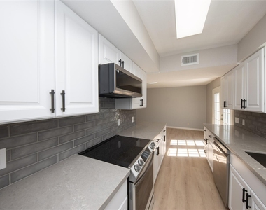 4220 Belle Park Drive - Photo Thumbnail 1