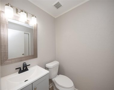 4220 Belle Park Drive - Photo Thumbnail 9