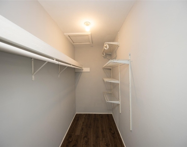 4220 Belle Park Drive - Photo Thumbnail 17