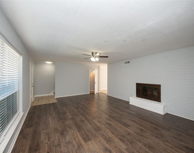 4220 Belle Park Drive - Photo Thumbnail 11