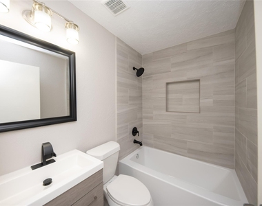 4220 Belle Park Drive - Photo Thumbnail 25