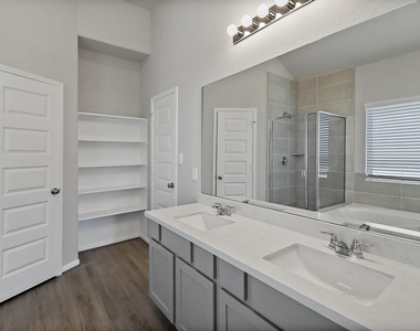 8431 Moonlight Bay Circle - Photo Thumbnail 14