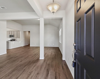 8431 Moonlight Bay Circle - Photo Thumbnail 2