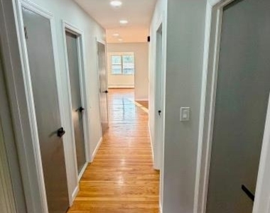 716 Jefferson - Photo Thumbnail 5