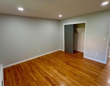 716 Jefferson - Photo Thumbnail 14