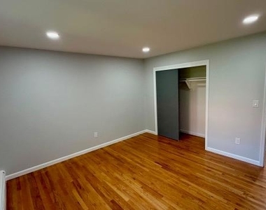 716 Jefferson - Photo Thumbnail 6