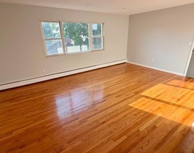 716 Jefferson - Photo Thumbnail 16