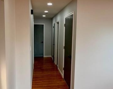 716 Jefferson - Photo Thumbnail 8