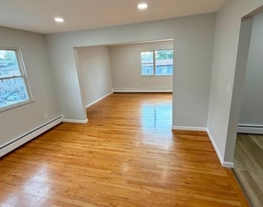 716 Jefferson - Photo Thumbnail 4