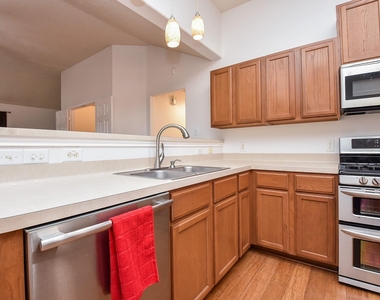 6730 Albion Cresent Drive - Photo Thumbnail 7