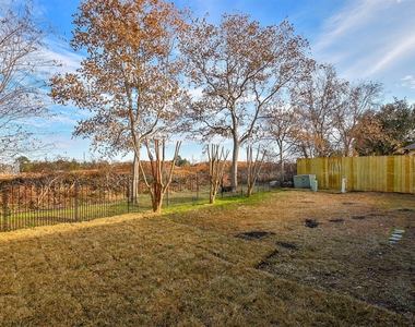 6730 Albion Cresent Drive - Photo Thumbnail 19