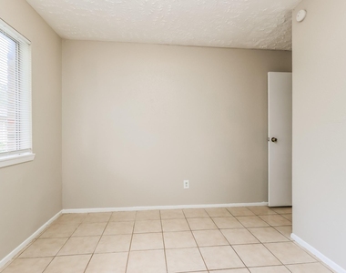 20102 Big Timber Drive - Photo Thumbnail 11