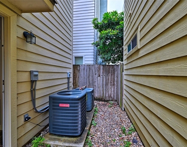 5411 Kansas Street - Photo Thumbnail 32