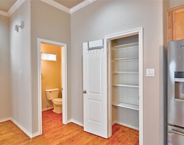 5411 Kansas Street - Photo Thumbnail 14
