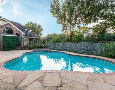 5303 Green Cove Bend Lane - Photo Thumbnail 43