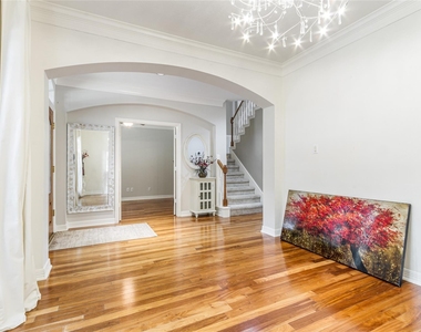 5303 Green Cove Bend Lane - Photo Thumbnail 6