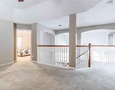 5303 Green Cove Bend Lane - Photo Thumbnail 23