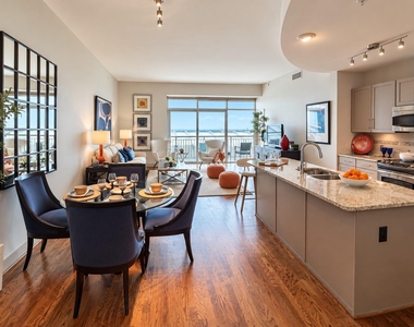 1400 Mckinney Street - Photo Thumbnail 4