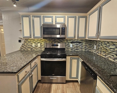 21031 Stoney Haven Drive - Photo Thumbnail 6