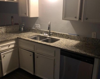 10915 Gatlinburg Drive - Photo Thumbnail 13