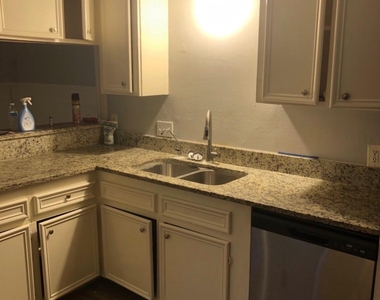 10915 Gatlinburg Drive - Photo Thumbnail 8