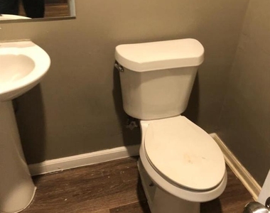 10915 Gatlinburg Drive - Photo Thumbnail 17