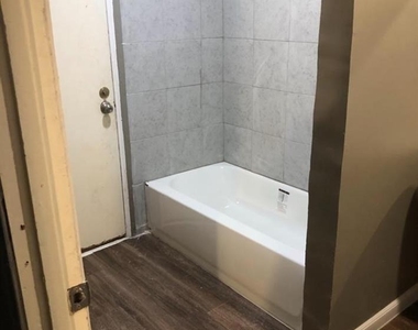 10915 Gatlinburg Drive - Photo Thumbnail 16