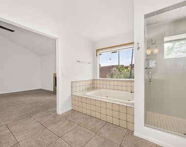 1309 Martin Street - Photo Thumbnail 27