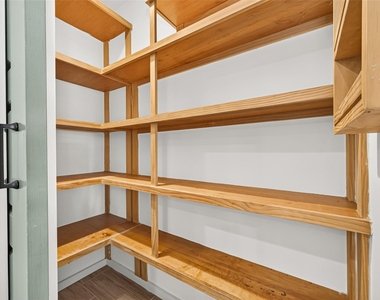 1309 Martin Street - Photo Thumbnail 18