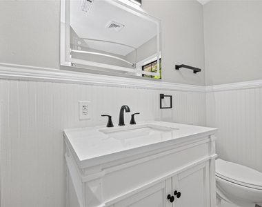 419 Fairbanks Street - Photo Thumbnail 23