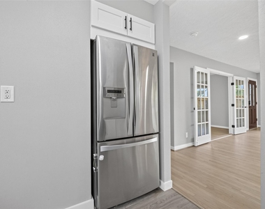 419 Fairbanks Street - Photo Thumbnail 16