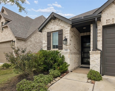 126 Nightshade Street - Photo Thumbnail 2