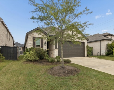 126 Nightshade Street - Photo Thumbnail 1