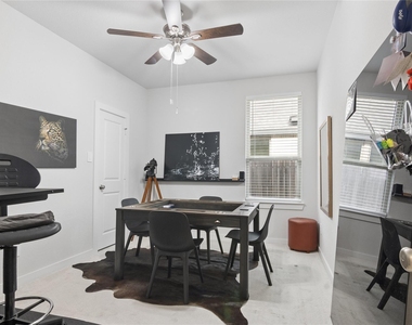 126 Nightshade Street - Photo Thumbnail 15