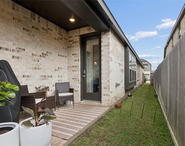 126 Nightshade Street - Photo Thumbnail 23