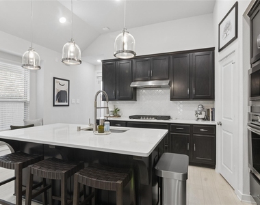 126 Nightshade Street - Photo Thumbnail 9