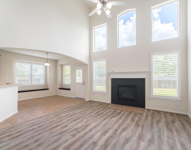 25618 Crisp Spring Lane - Photo Thumbnail 13
