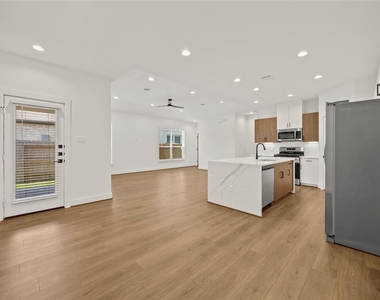 2619 Seaglass View Drive - Photo Thumbnail 7