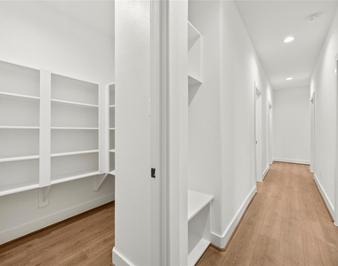 2619 Seaglass View Drive - Photo Thumbnail 13