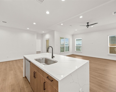 2619 Seaglass View Drive - Photo Thumbnail 11