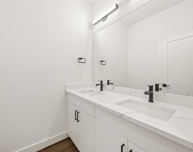 2619 Seaglass View Drive - Photo Thumbnail 22