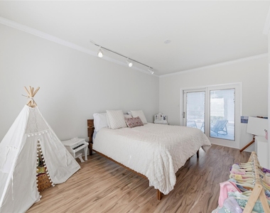 2100 Huldy Street - Photo Thumbnail 25