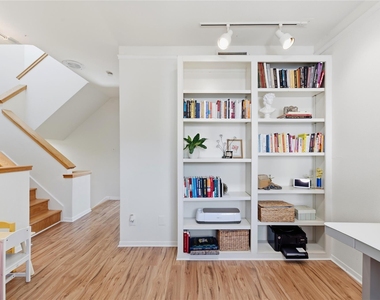 2100 Huldy Street - Photo Thumbnail 17
