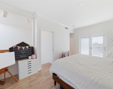 2100 Huldy Street - Photo Thumbnail 24