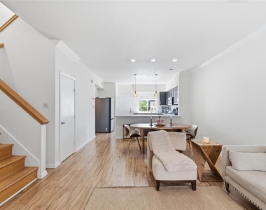 2100 Huldy Street - Photo Thumbnail 1
