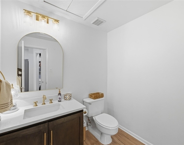 2100 Huldy Street - Photo Thumbnail 15